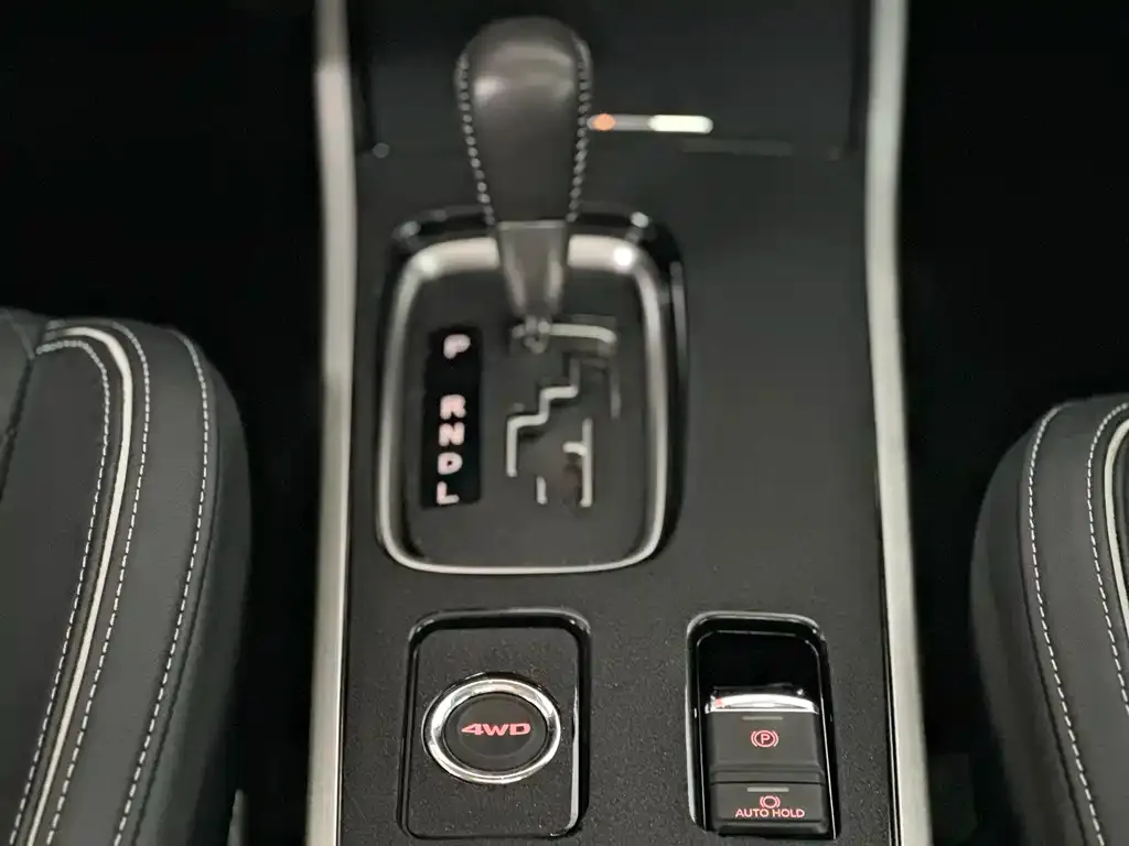 Mitsubishi Outlander 2021 из CN, фото 2