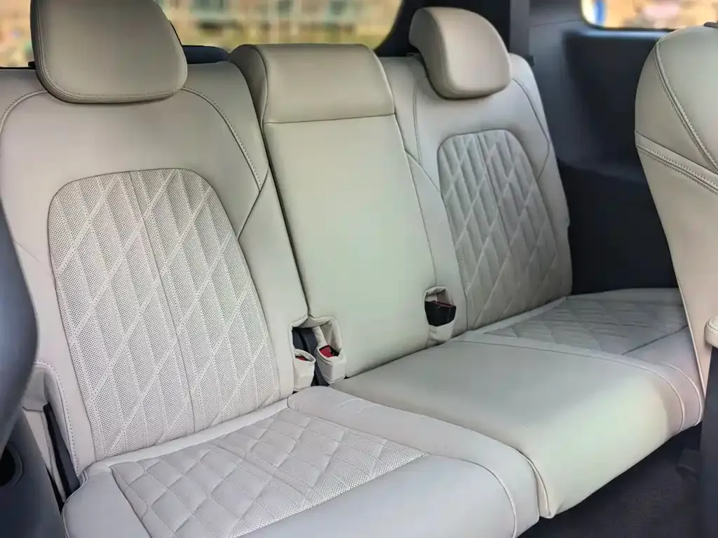 Buick GL8 2021 из CN, фото 10