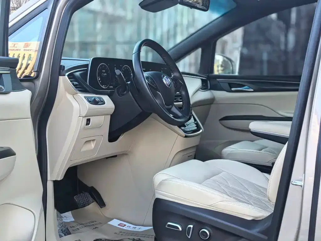 Buick GL8 2021 из CN, фото 4