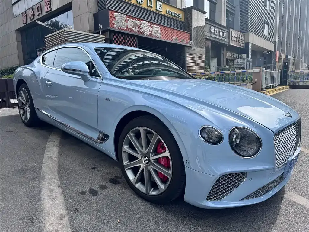 Bentley Continental 2021 из CN, фото 2