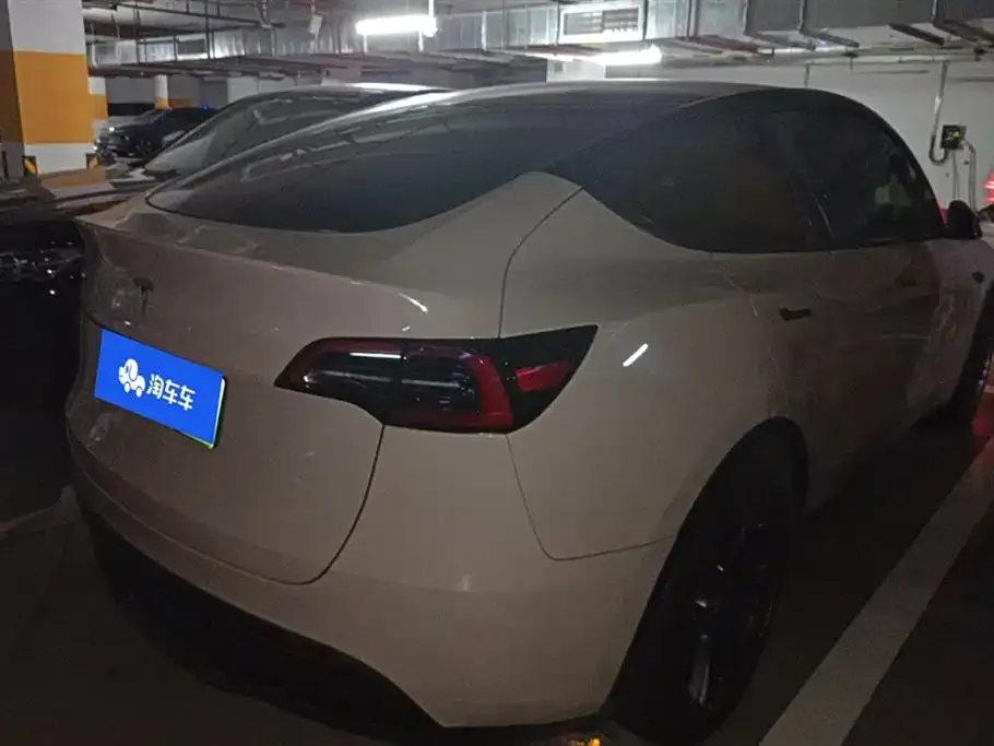 Tesla Model Y 2023 из CN, фото 7