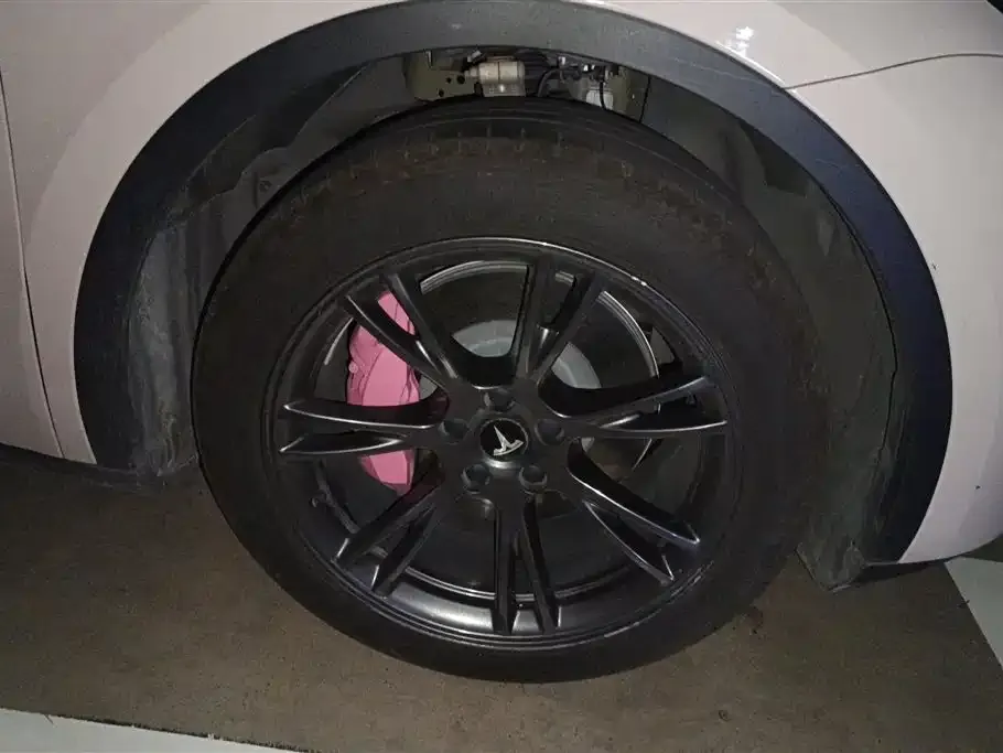 Tesla Model Y 2023 из CN, фото 8