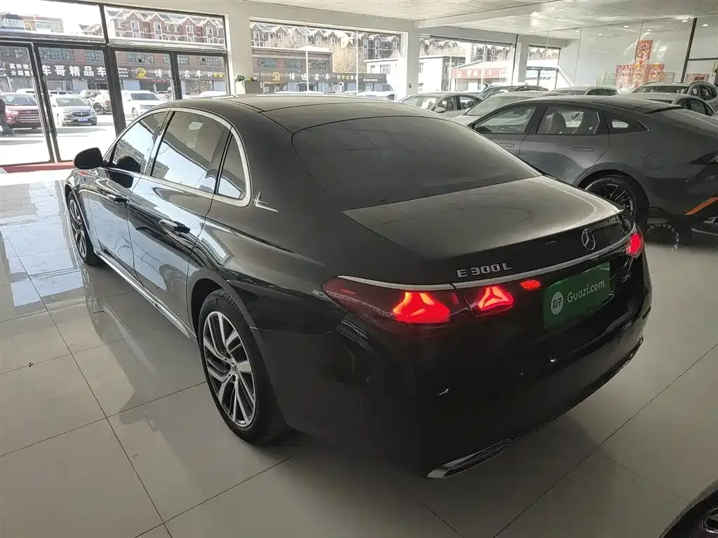 Mercedes-Benz E-Class 2024 из CN, фото 7