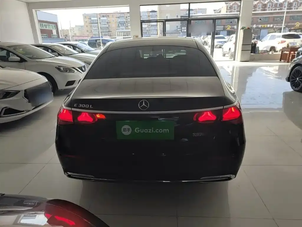 Mercedes-Benz E-Class 2024 из CN, фото 4