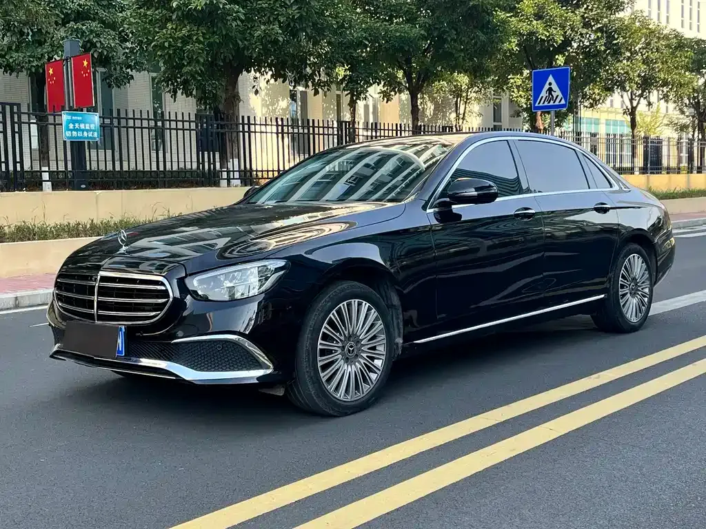 Mercedes-Benz E-Class 2022 из CN, фото 1