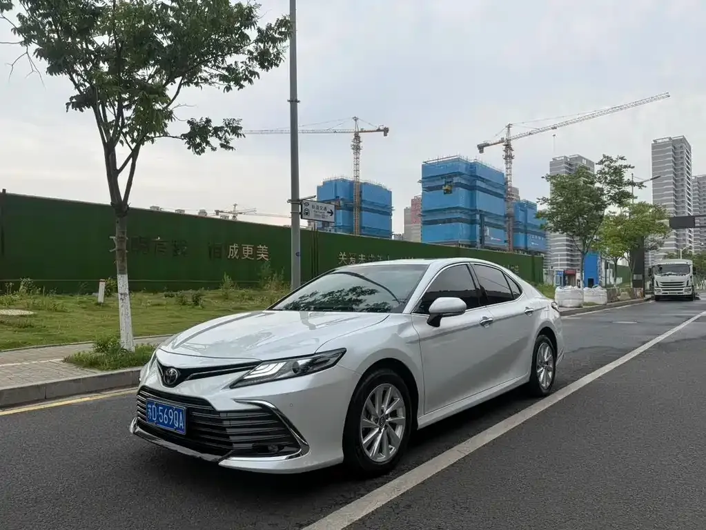 Toyota Camry 2022 из CN, фото 1