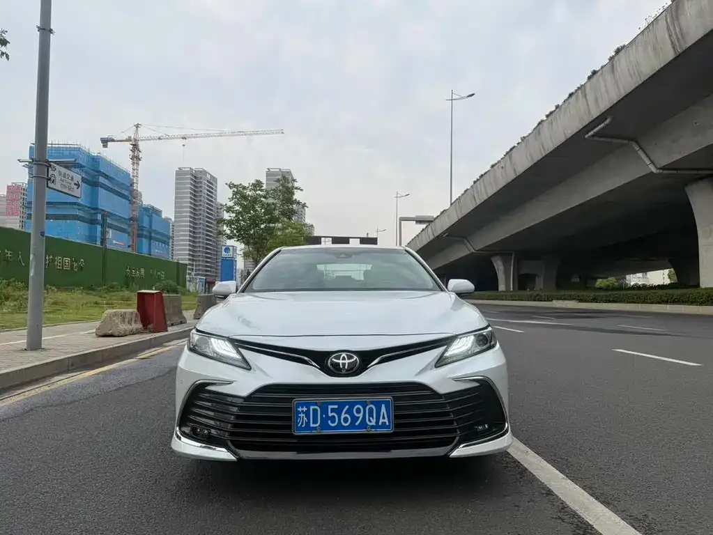 Toyota Camry 2022 из CN, фото 9