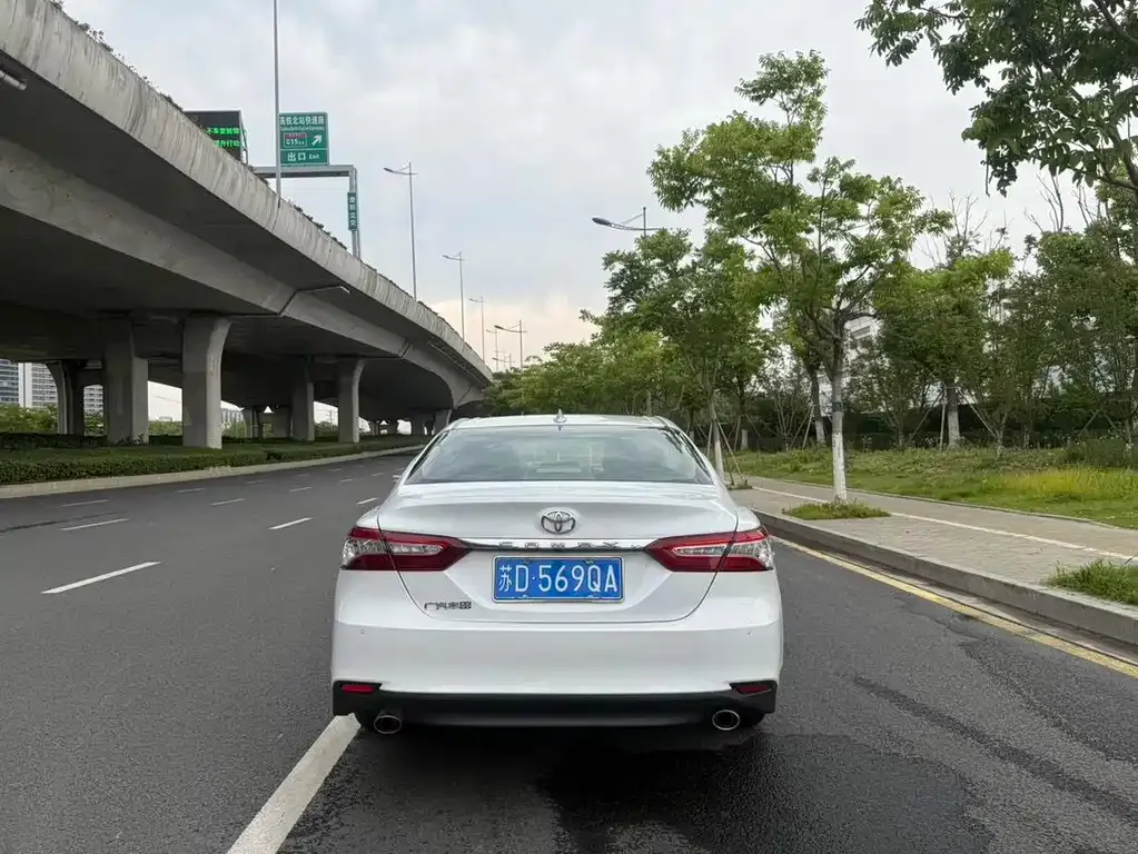 Toyota Camry 2022 из CN, фото 6
