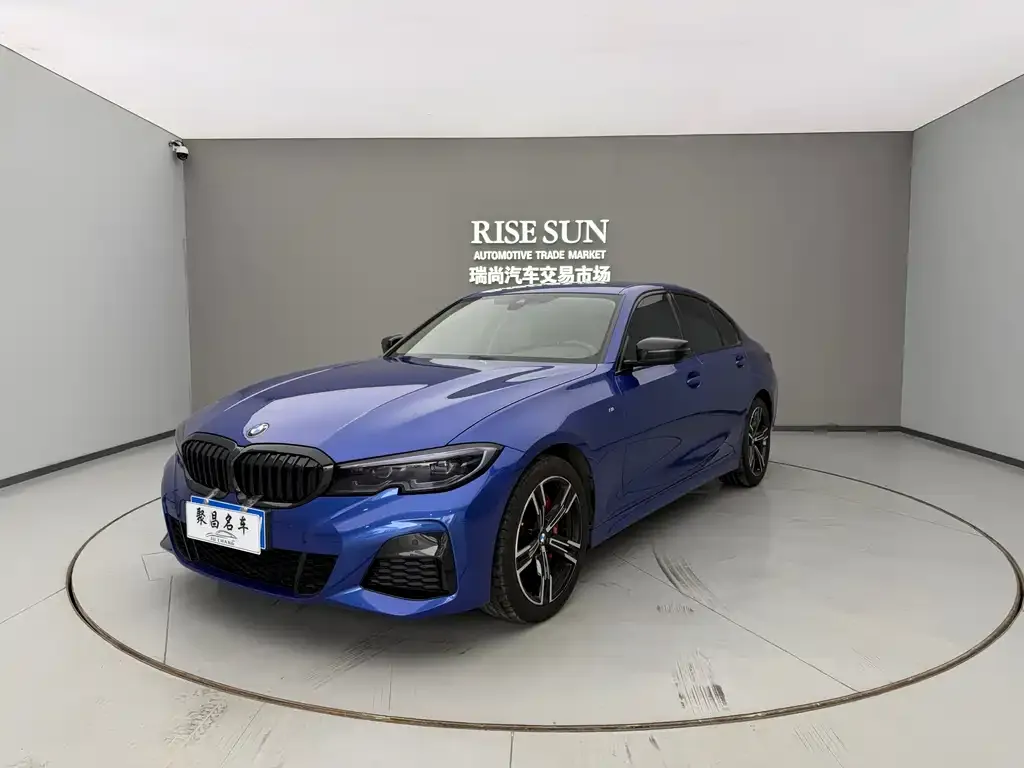 BMW 3 Series 2021 из CN, фото 1