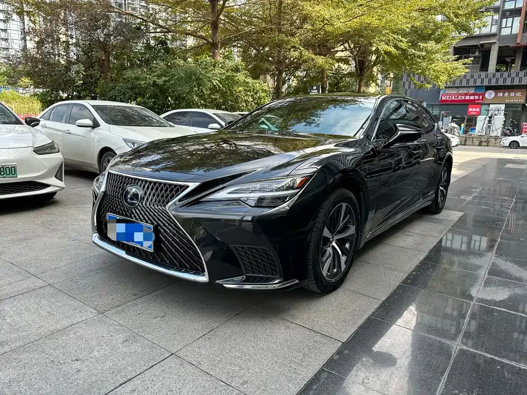 Lexus LS 2021 из CN, фото 1