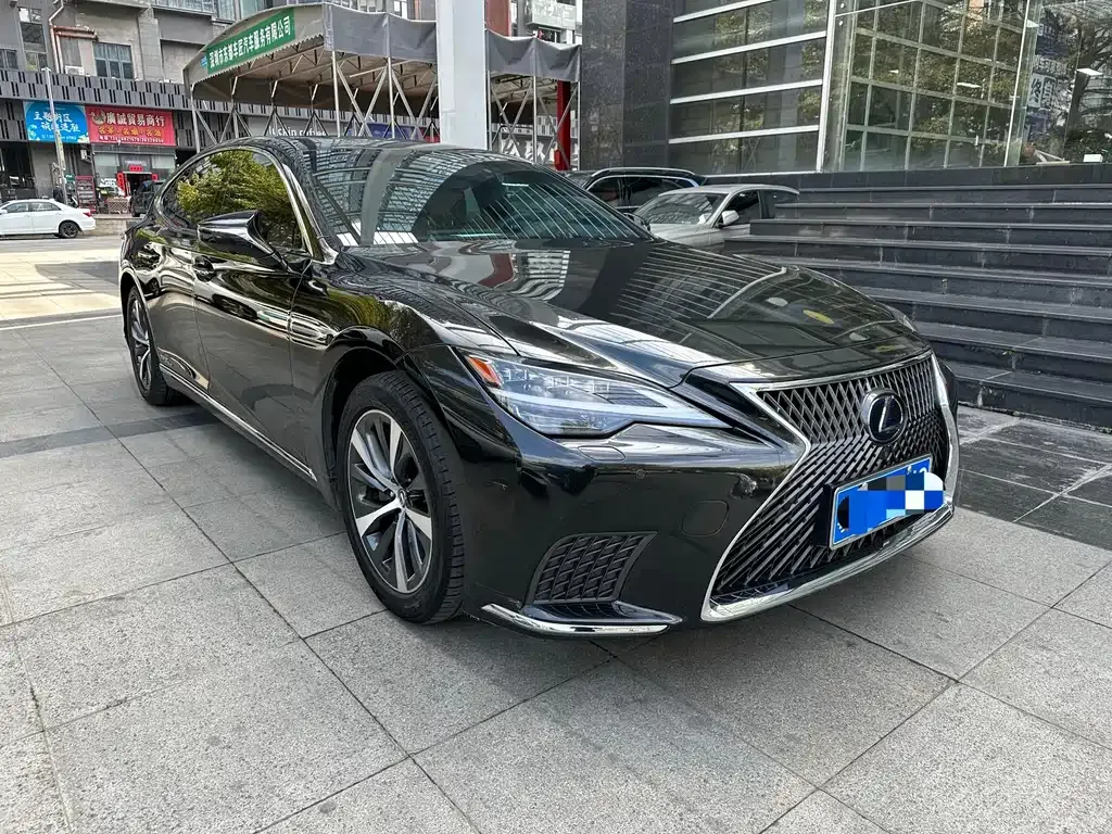 Lexus LS 2021 из CN, фото 4