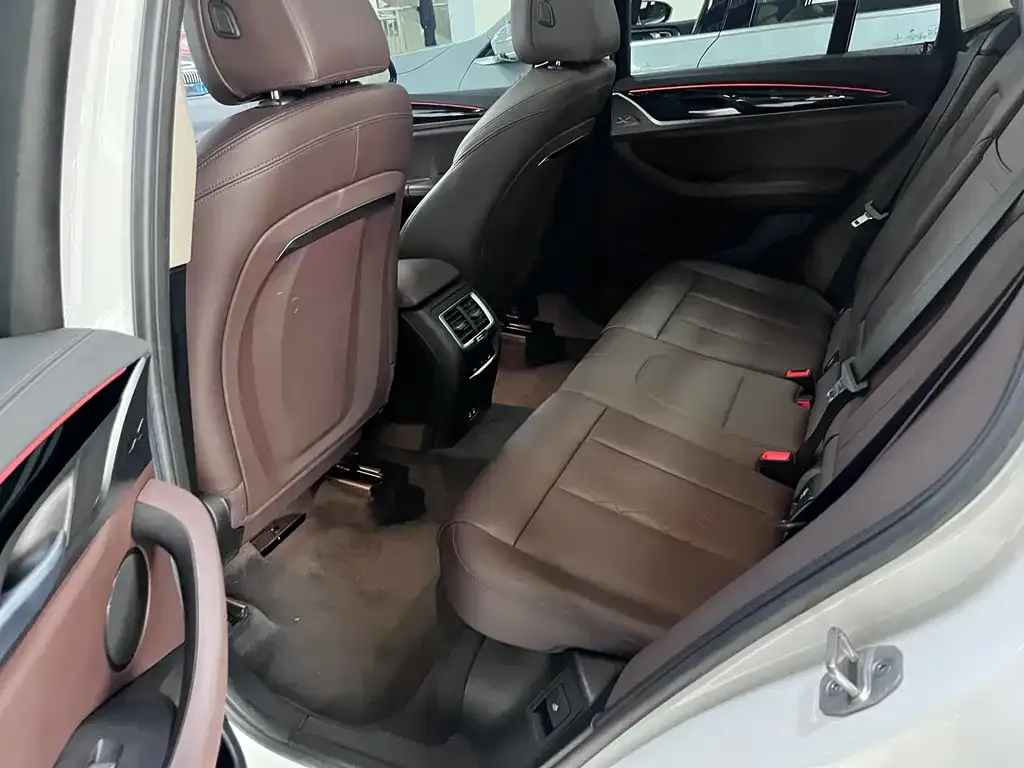 BMW X3 2021 из CN, фото 3