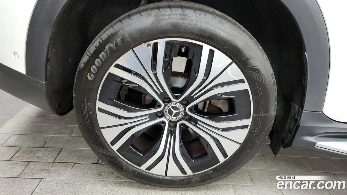 Mercedes-Benz EQE 2023 из KR, фото 2