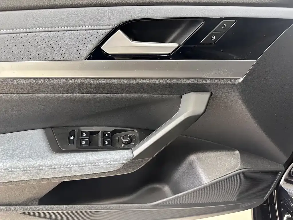 Volkswagen Lavida 2023 из CN, фото 10