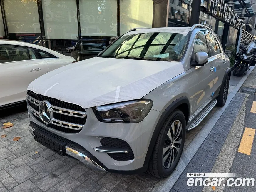 Mercedes-Benz GLE-Class — фото 8