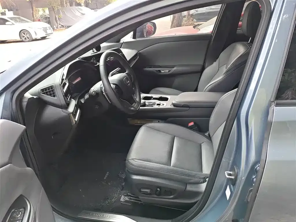 Lexus RZ 2024 из CN, фото 3