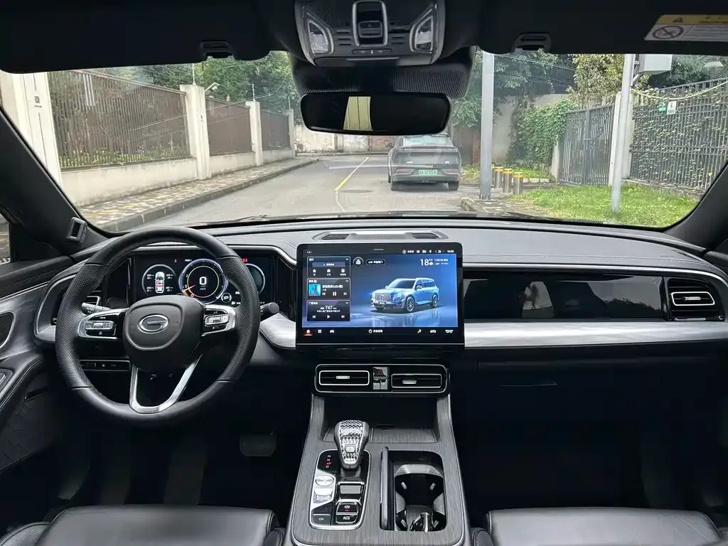 GAC Motor Trumpchi GS8 — фото 7