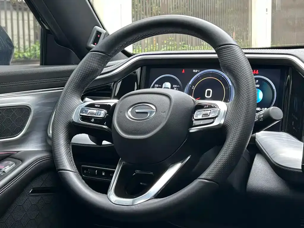 GAC Motor Trumpchi GS8 — фото 5