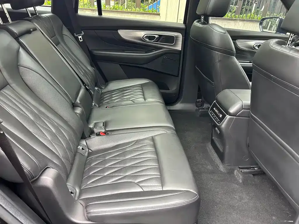 GAC Motor Trumpchi GS8 — фото 2