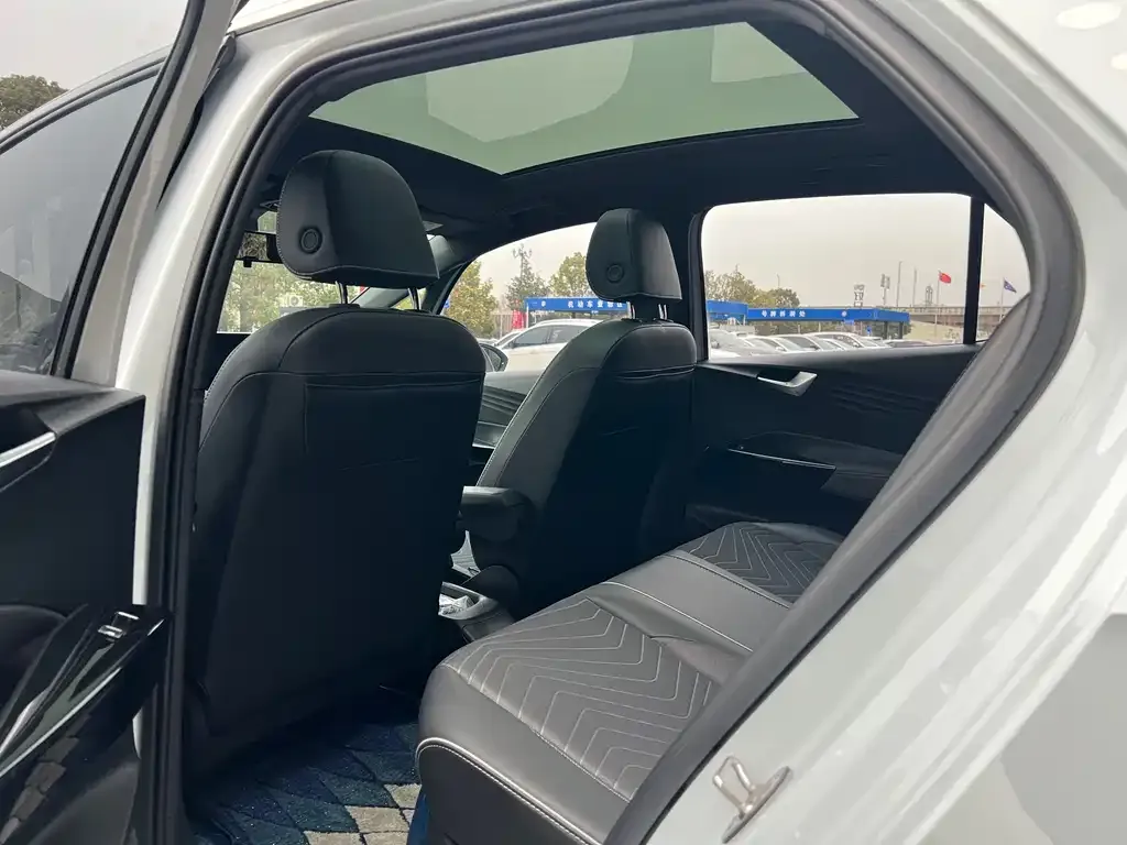 Volkswagen ID.3 2023 из CN, фото 3