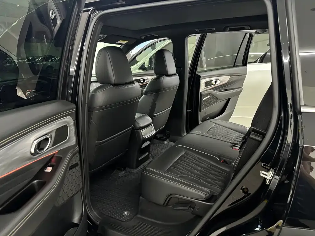 GAC Motor Trumpchi GS8 — фото 5