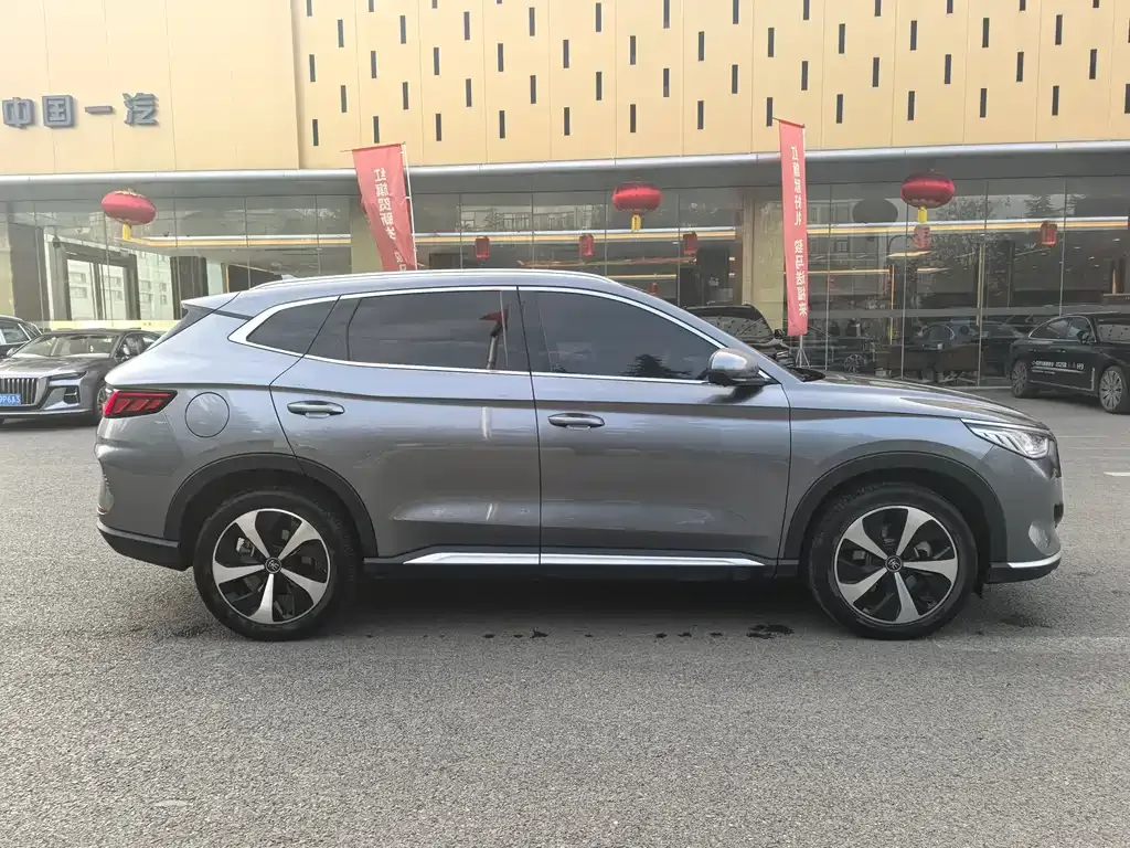 BYD PLUS New Energy — фото 10