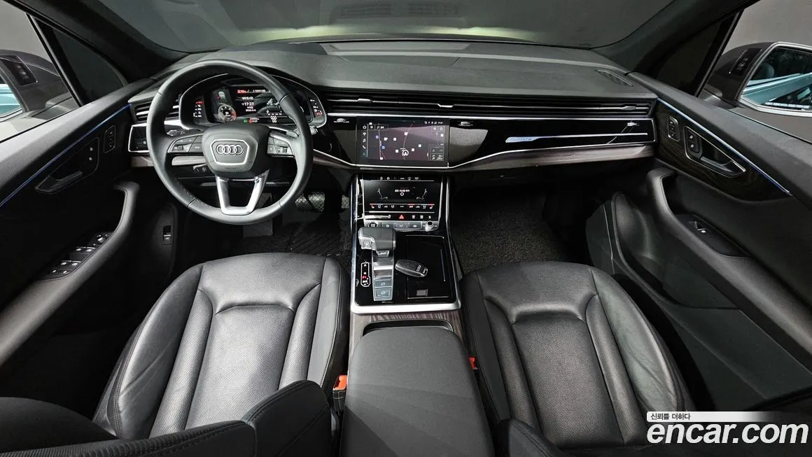 Audi Q7 2021 из KR, фото 10