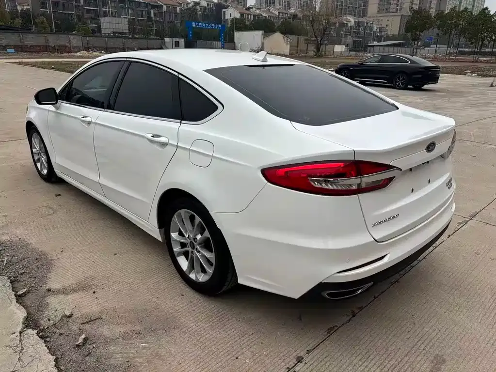 Ford Mondeo 2021 из CN, фото 8