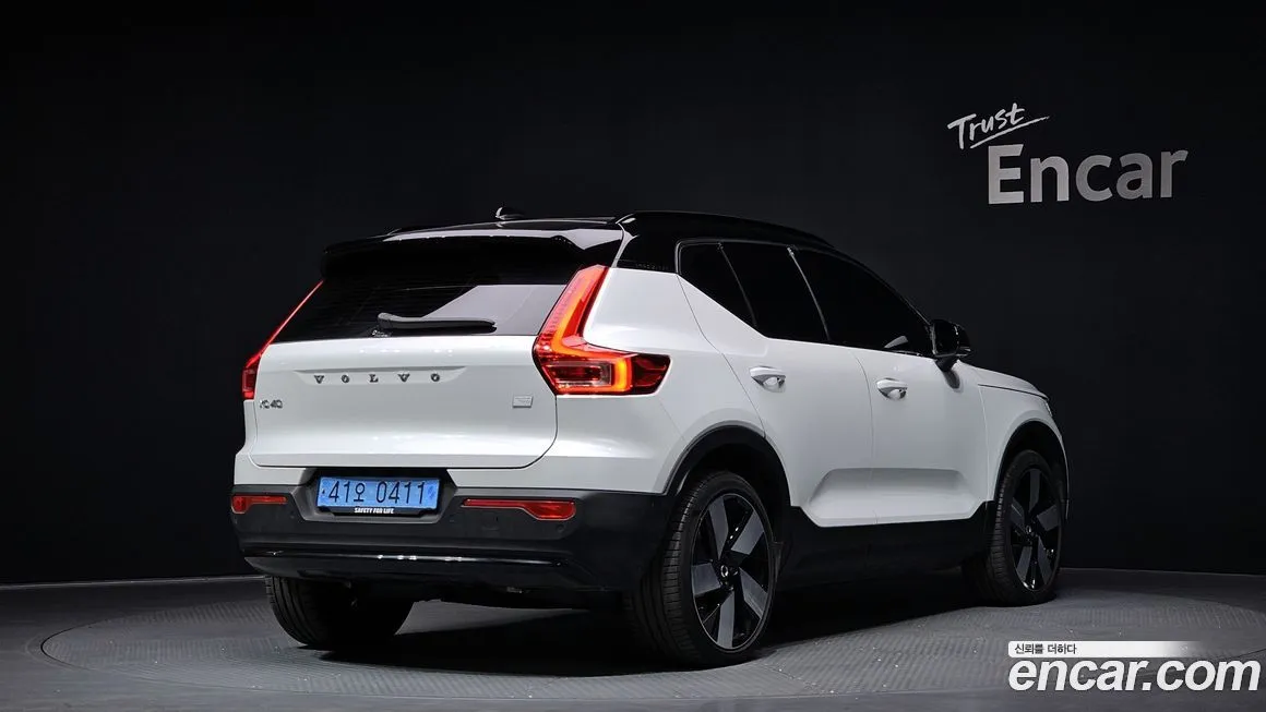 Volvo XC40 2024 из KR, фото 4