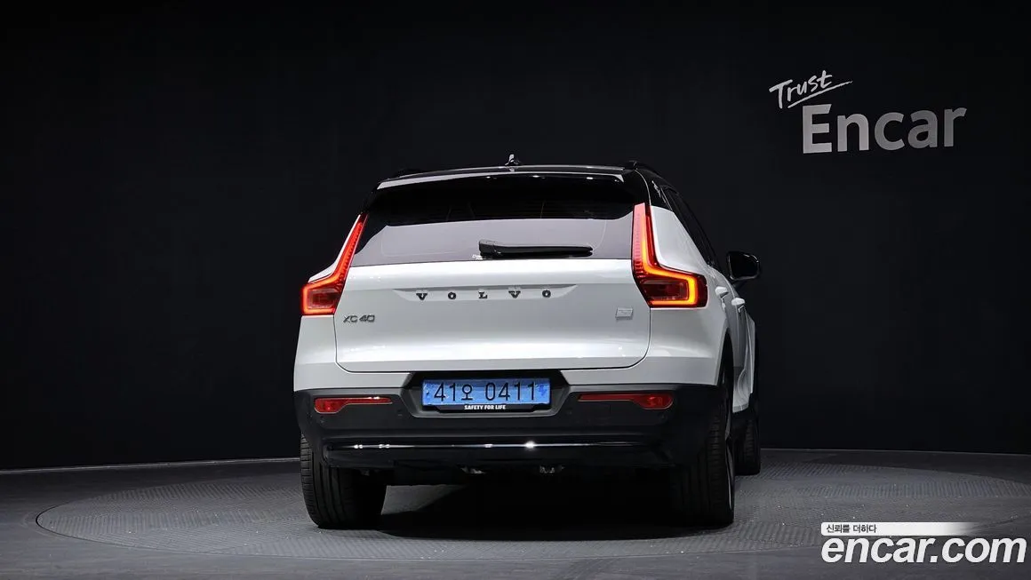 Volvo XC40 2024 из KR, фото 2