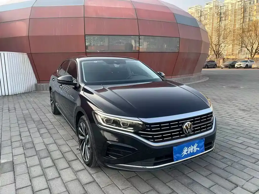 Volkswagen Passat — фото 7