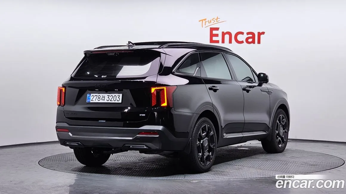 Kia Sorento — фото 5