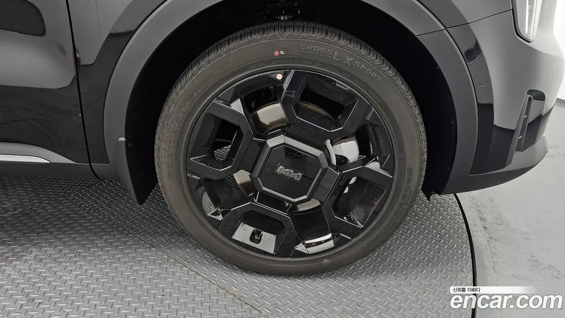 Kia Sorento — фото 6