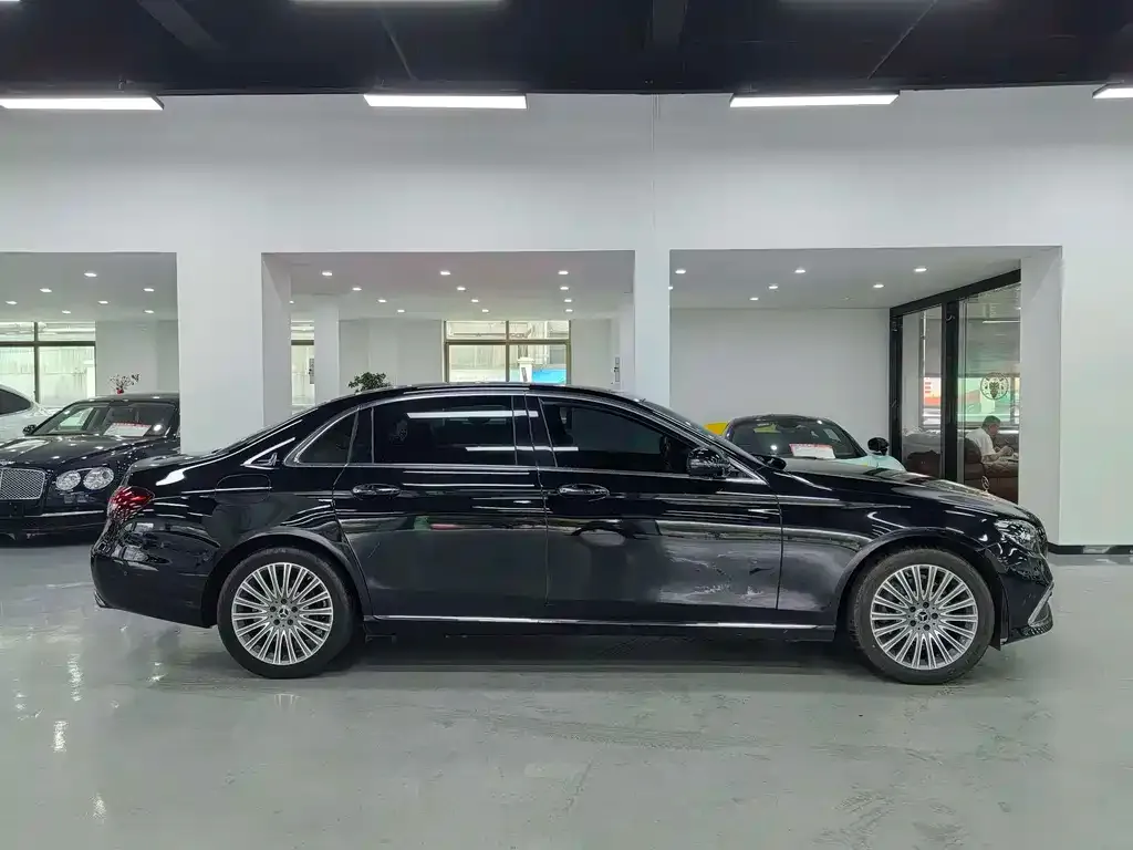 Mercedes-Benz E-Class 2022 из CN, фото 4