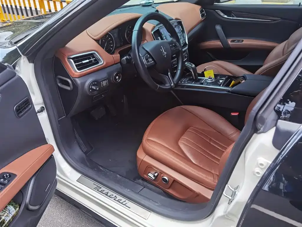 Maserati Ghibli 2021 из CN, фото 2