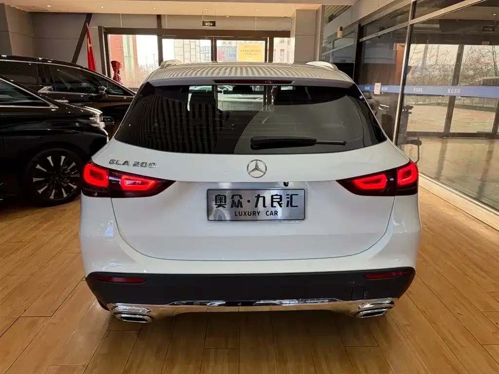 Mercedes-Benz GLA — фото 5