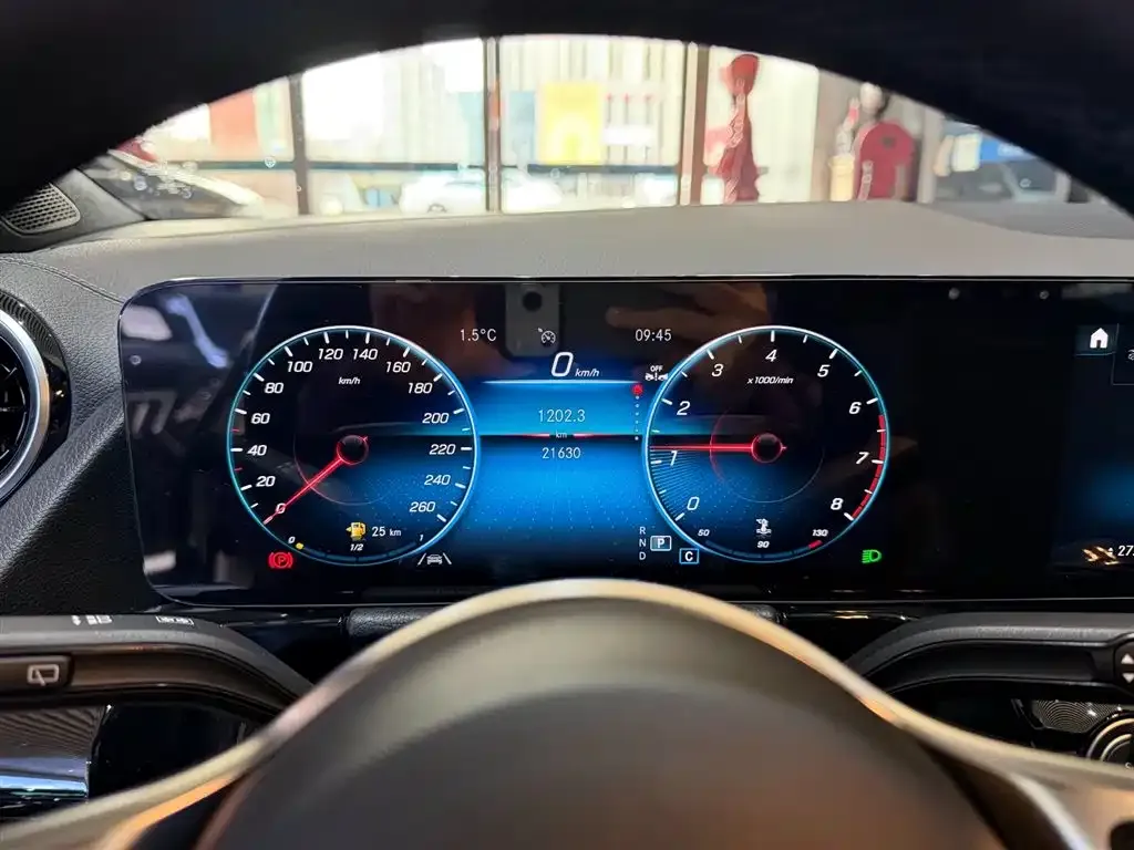 Mercedes-Benz GLA — фото 3