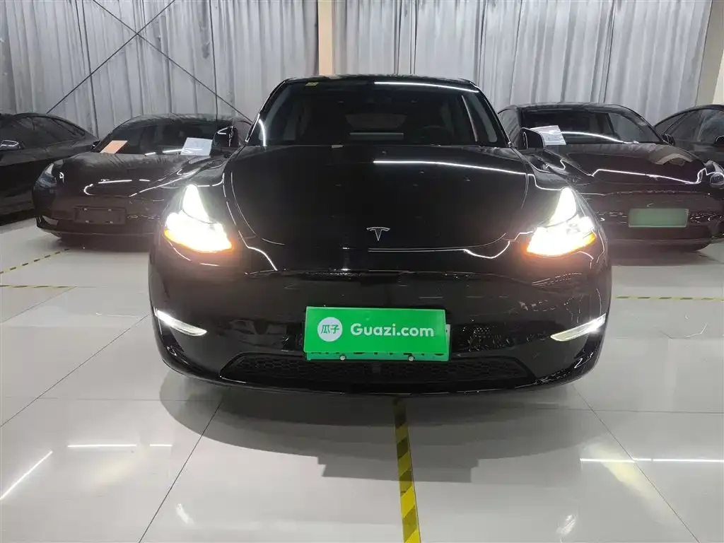 Tesla Model Y 2024 из CN, фото 8