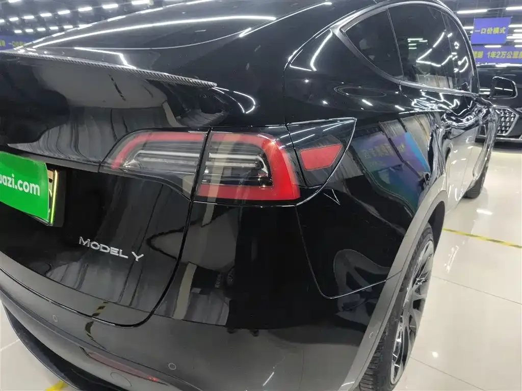 Tesla Model Y 2024 из CN, фото 7