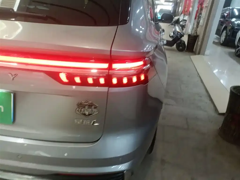 Geely Xingyue L — фото 3