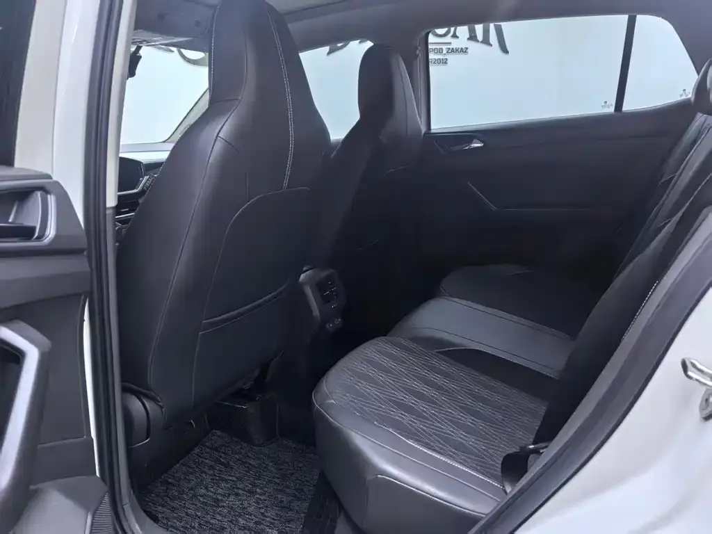 Volkswagen T-Cross — фото 3
