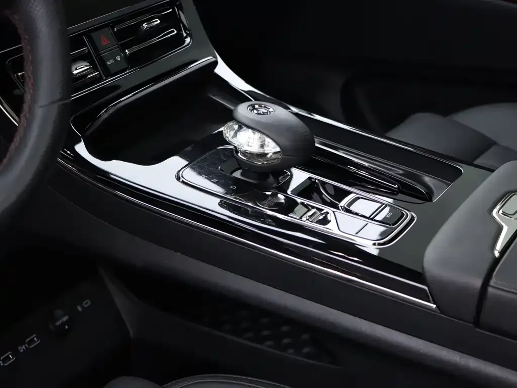 GAC Motor Trumpchi M8 — фото 4