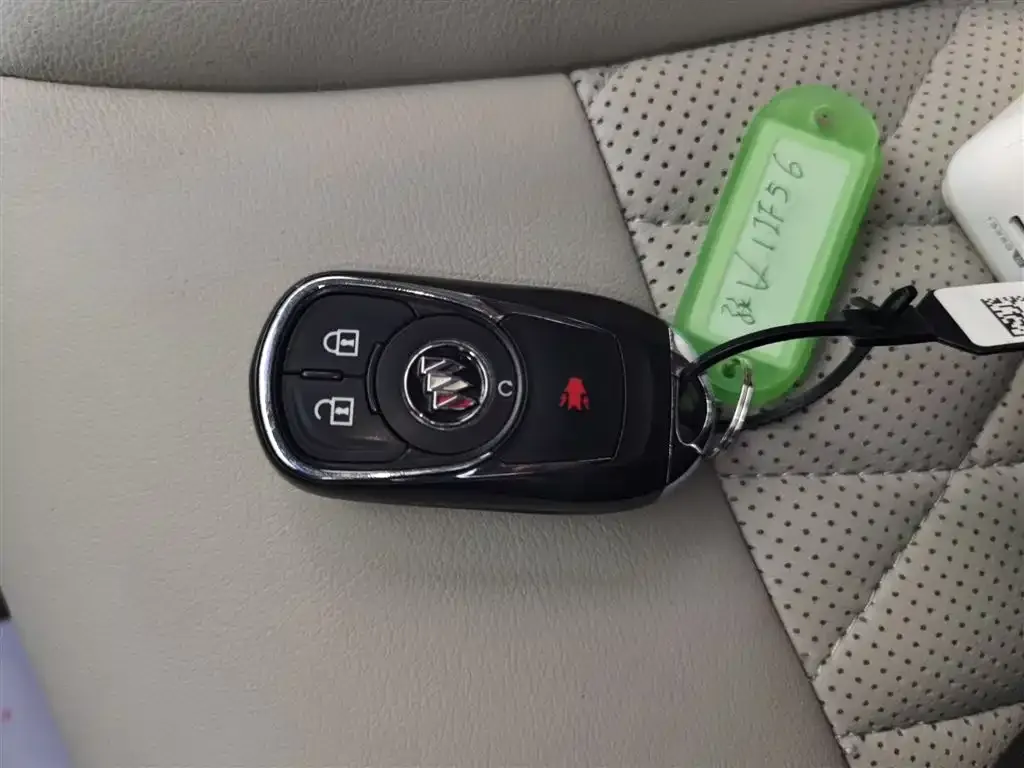 Buick GL8 2022 из CN, фото 8
