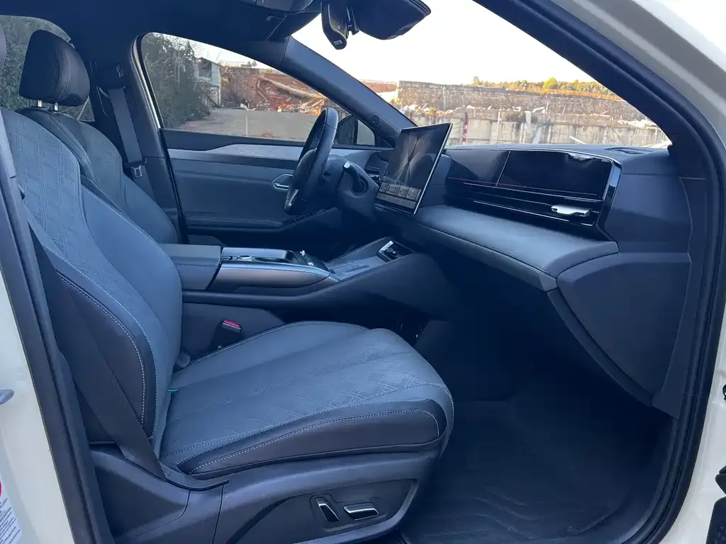 BYD Qin L 2025 из CN, фото 4
