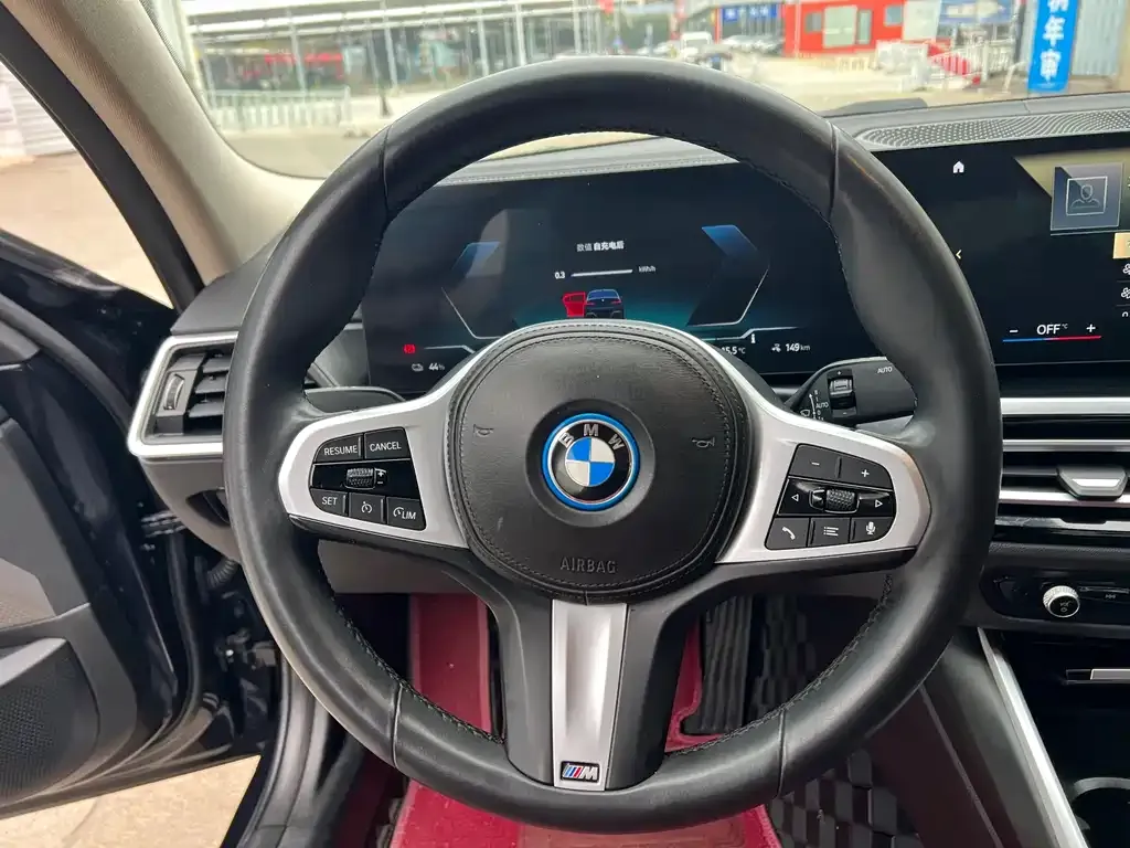 BMW i3 — фото 5