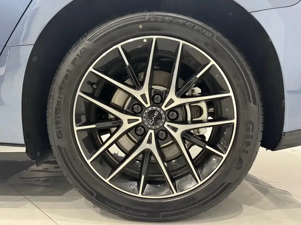 BYD Seal 07 DM-i — фото 6