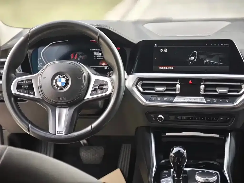 BMW 3 Series 2021 из CN, фото 3