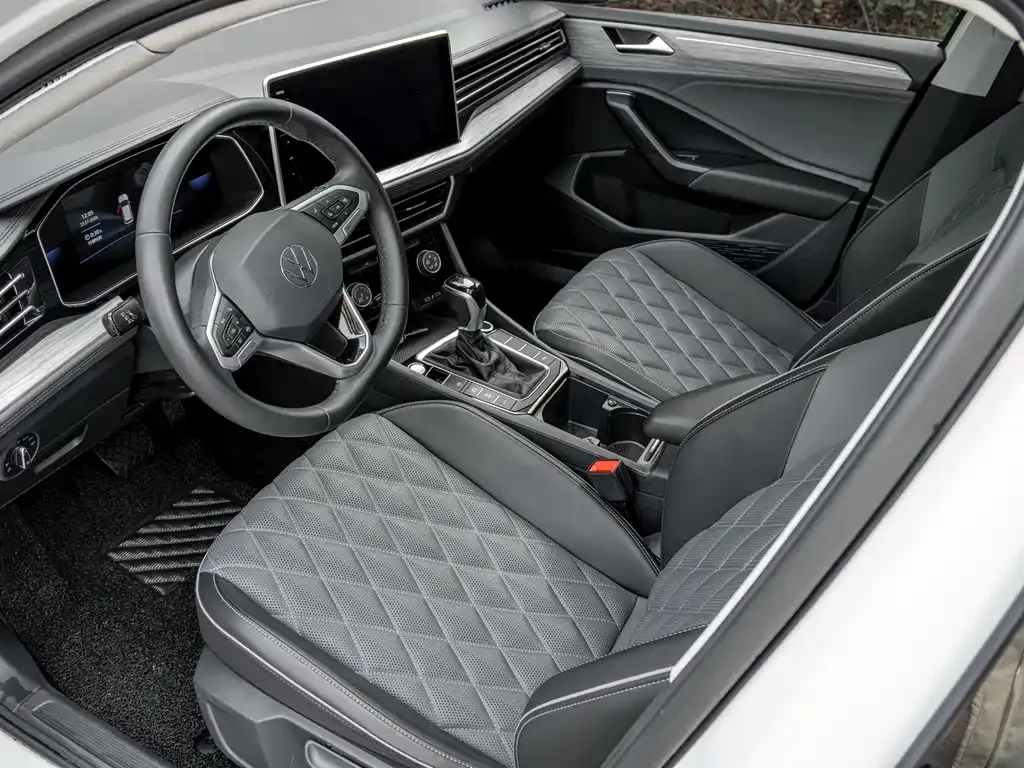 Volkswagen Magotan 2023 из CN, фото 10