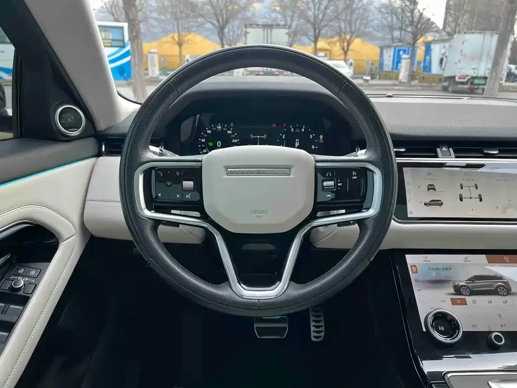 Land Rover Evoque — фото 4