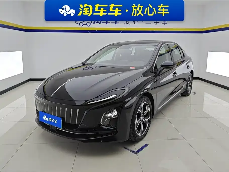 Hongqi E-QM5 — фото 1